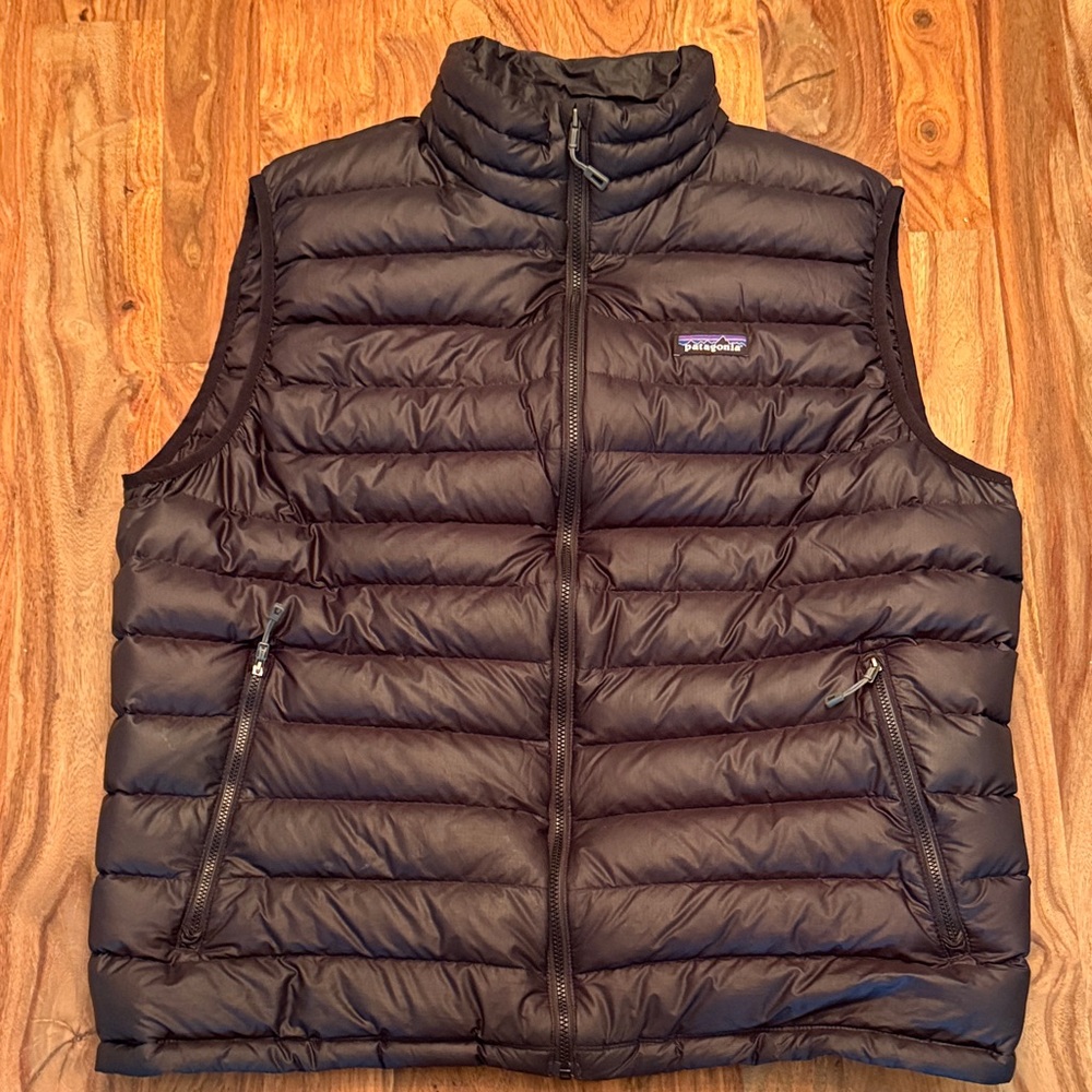 Patagonia Men's Black Down Puffer Vest